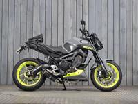 YAMAHA MT-09