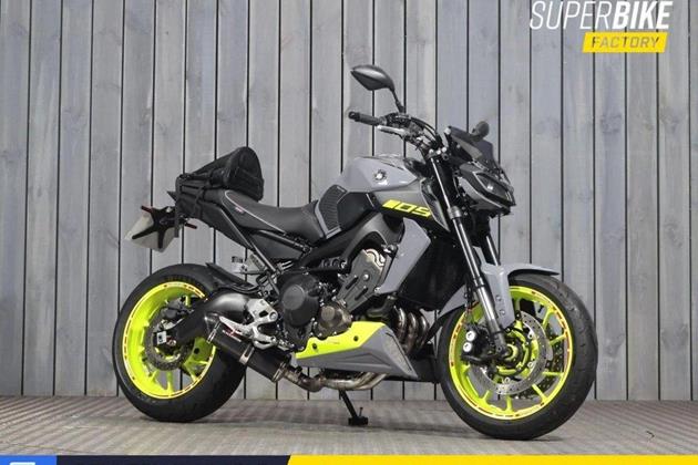 YAMAHA MT-09