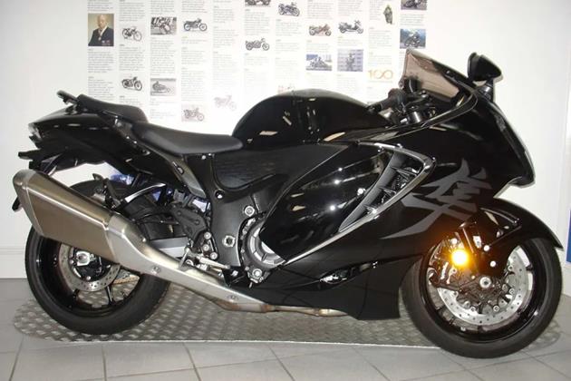 SUZUKI GSX1300R HAYABUSA