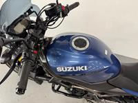 SUZUKI SV650