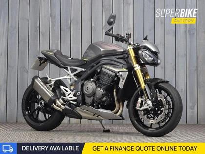 TRIUMPH SPEED TRIPLE 1200 RS