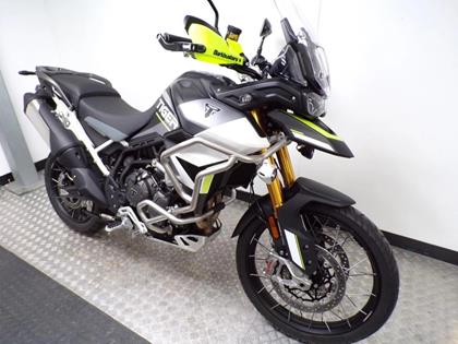 TRIUMPH TIGER 900 RALLY