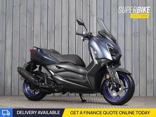 YAMAHA XMAX 125 