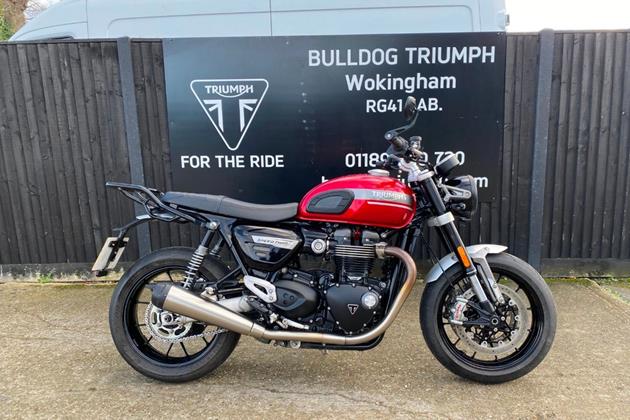 TRIUMPH SPEED TWIN 1200