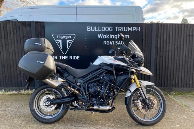 TRIUMPH TIGER 800