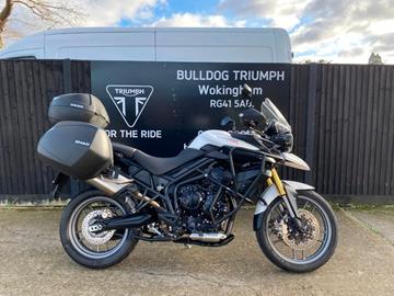 TRIUMPH TIGER 800