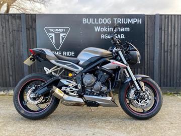 TRIUMPH STREET TRIPLE 765 RS