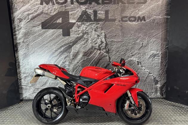 DUCATI 848