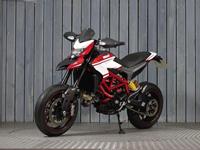 DUCATI HYPERMOTARD 821