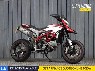 DUCATI HYPERMOTARD 821 