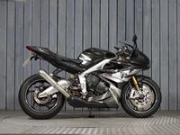 TRIUMPH DAYTONA MOTO2 765