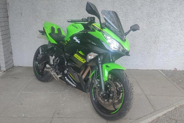 KAWASAKI NINJA 650