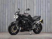 TRIUMPH SPEED TRIPLE 1050