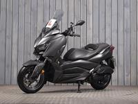 YAMAHA XMAX 125