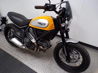 DUCATI SCRAMBLER 800 