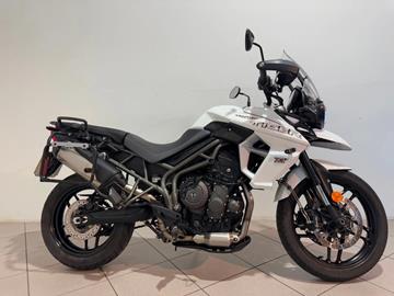 TRIUMPH TIGER 800