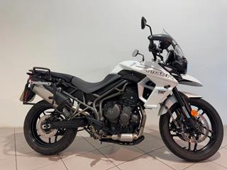 TRIUMPH TIGER 800 