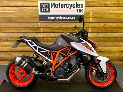 KTM 1290 SUPERDUKE R