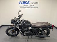 TRIUMPH BONNEVILLE T120 BLACK