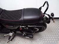 MOTO-GUZZI V7 CARBON