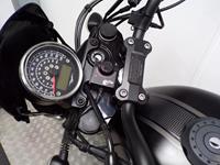 MOTO-GUZZI V7 CARBON