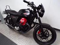 MOTO-GUZZI V7 CARBON