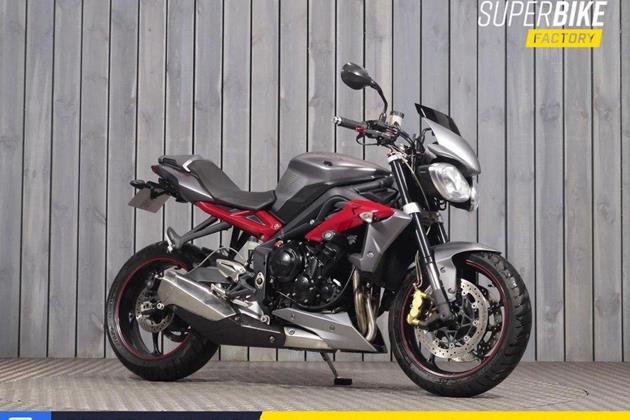 TRIUMPH STREET TRIPLE 675