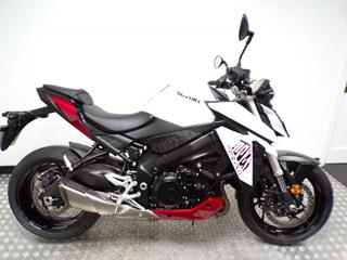 SUZUKI GSX-S950 