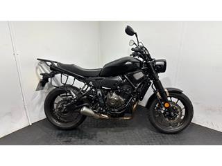 YAMAHA XSR700 