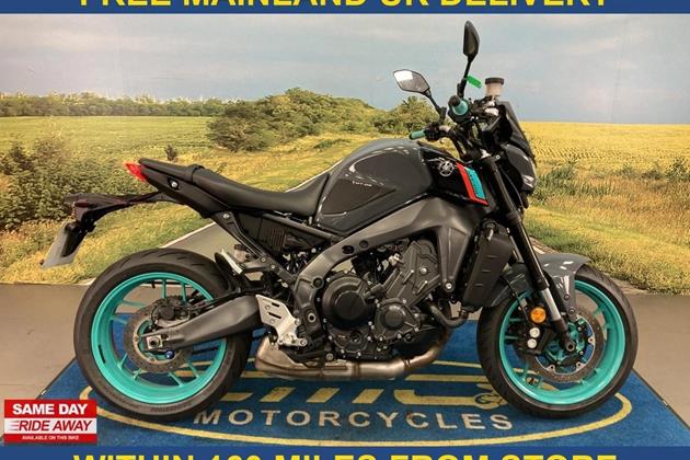 YAMAHA MT-09