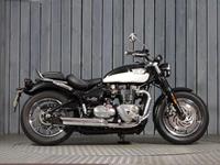 TRIUMPH SPEEDMASTER 1200