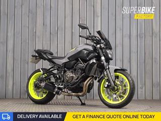 YAMAHA MT-07 