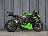 KAWASAKI ZX-6R