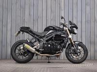 TRIUMPH SPEED TRIPLE 1050