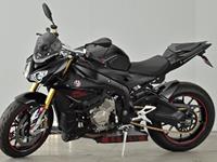 BMW S1000R