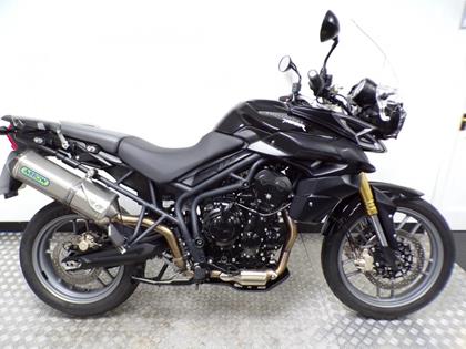 TRIUMPH TIGER 800