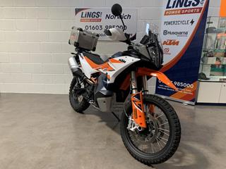 KTM 890 ADVENTURE R 