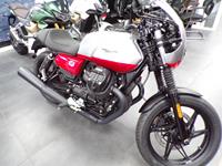 MOTO-GUZZI V7