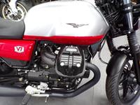 MOTO-GUZZI V7