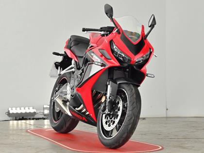 HONDA CBR650R