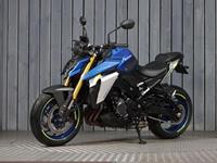 SUZUKI GSX-S1000