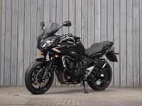 YAMAHA FZ6 FAZER