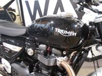 TRIUMPH SPEED TWIN 1200