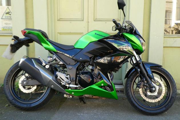 KAWASAKI Z300