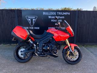 TRIUMPH TIGER 1050 