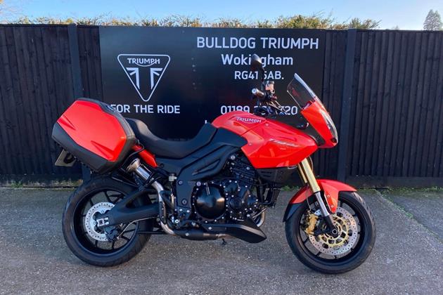 TRIUMPH TIGER 1050