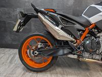 KTM 890 DUKE R