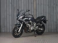 YAMAHA FZ6 FAZER