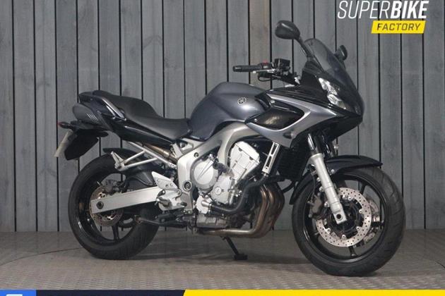 YAMAHA FZ6 FAZER