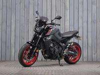 YAMAHA MT-09